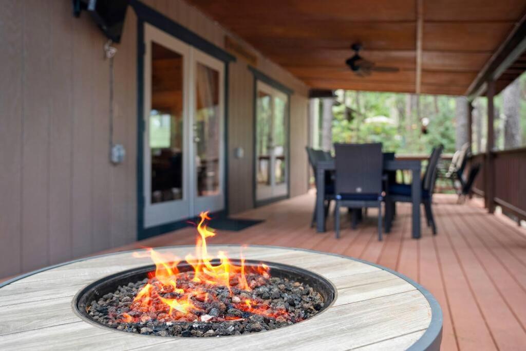 Luxury Cabin Oasis Getaway Heart Of Munds Park Eksteriør bilde