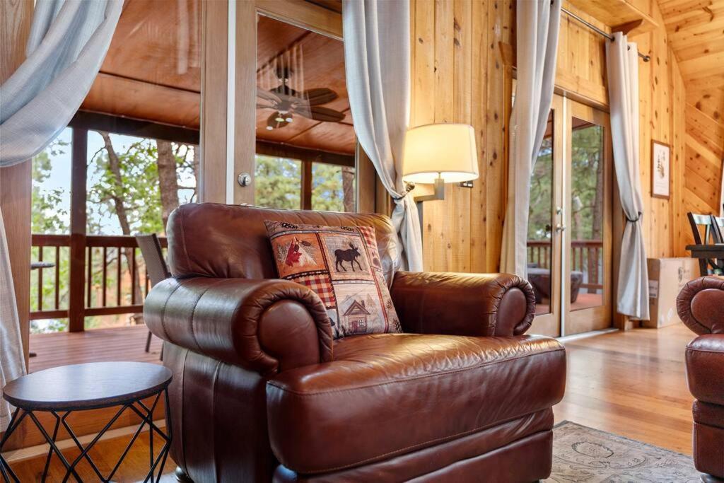 Luxury Cabin Oasis Getaway Heart Of Munds Park Eksteriør bilde