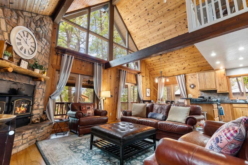 Luxury Cabin Oasis Getaway Heart Of Munds Park Eksteriør bilde